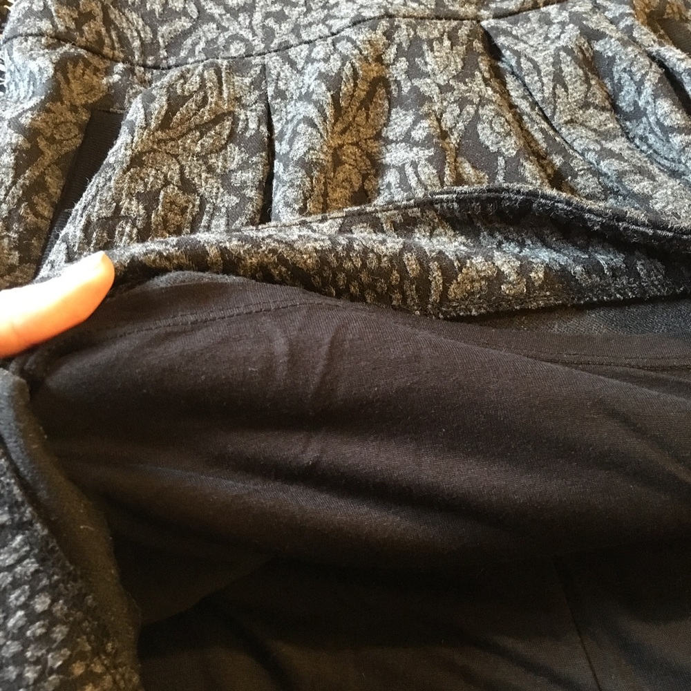 Skirt - Picture 5 of 7